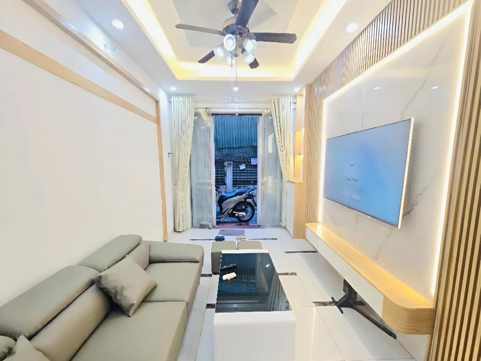 MẶT NGÕ RỘNG RÃI - NHÀ MỚI PHỐ THANH LÂN TẦM GIÁ 5-6 TỶ